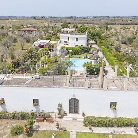 Villa Lisa Garden And Pool - Happy Rentals Melendugno Eksteriør billede