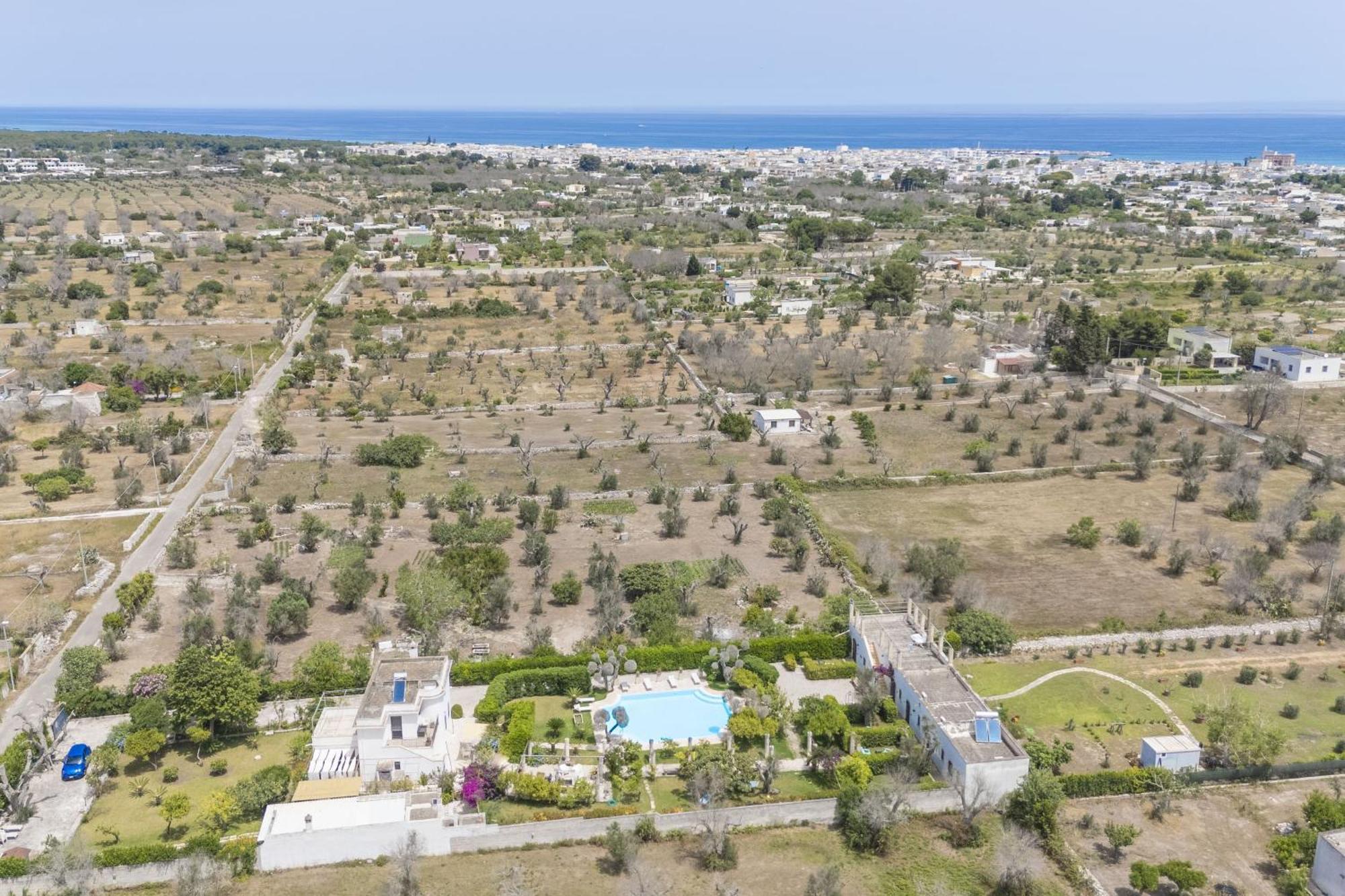 Villa Lisa Garden And Pool - Happy Rentals Melendugno Eksteriør billede