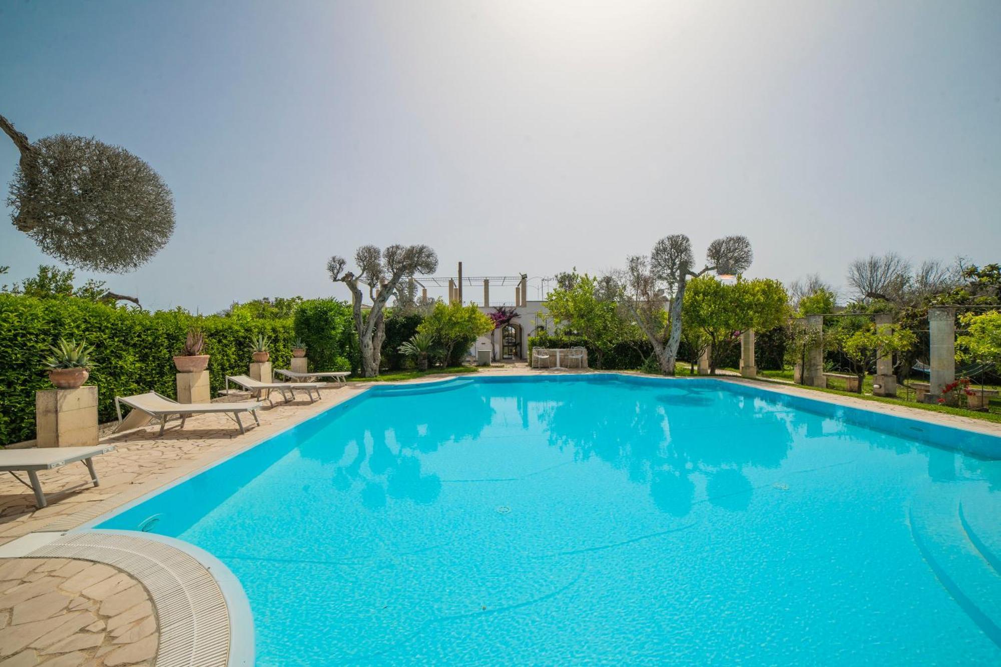 Villa Lisa Garden And Pool - Happy Rentals Melendugno Eksteriør billede