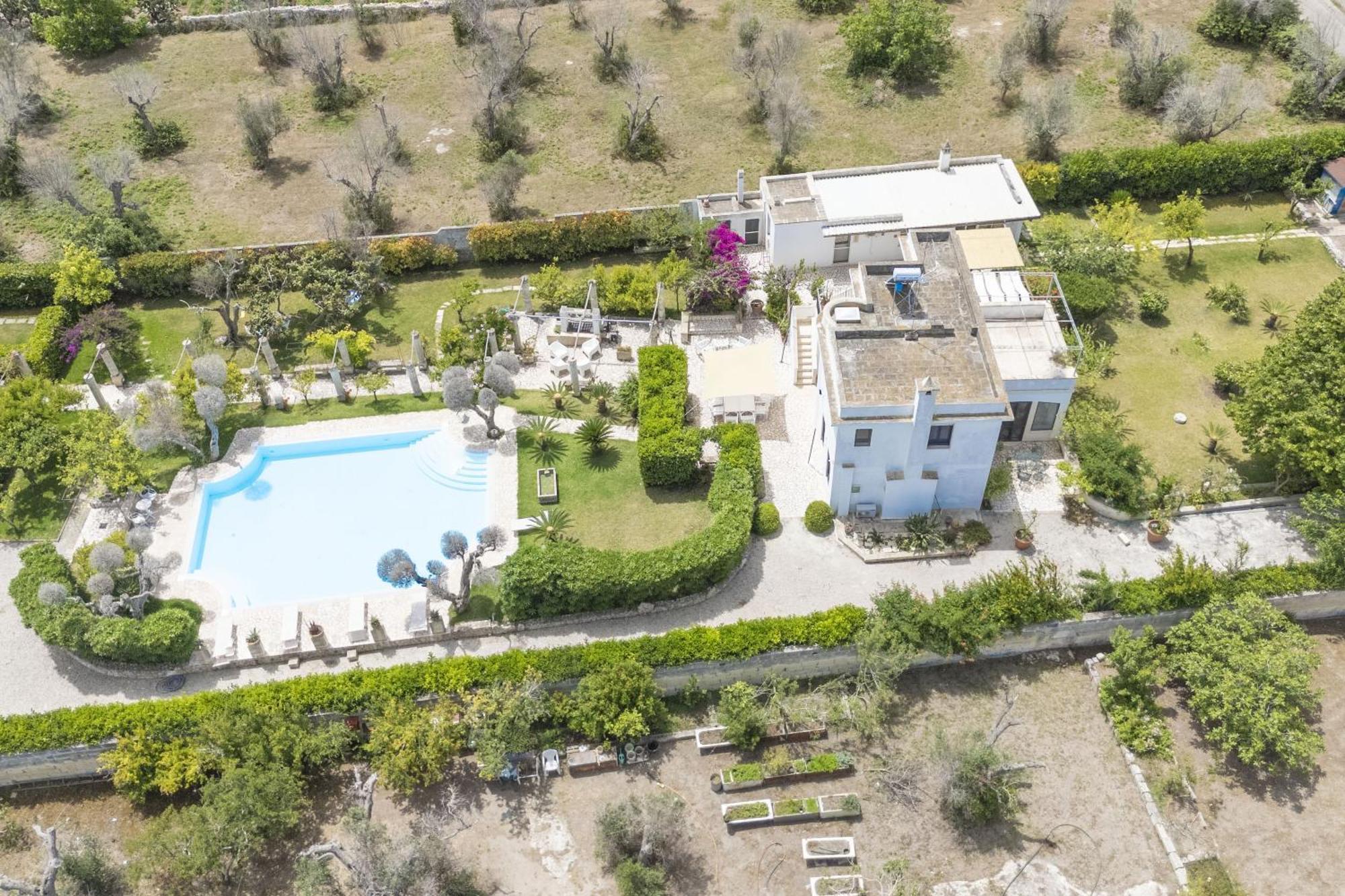 Villa Lisa Garden And Pool - Happy Rentals Melendugno Eksteriør billede