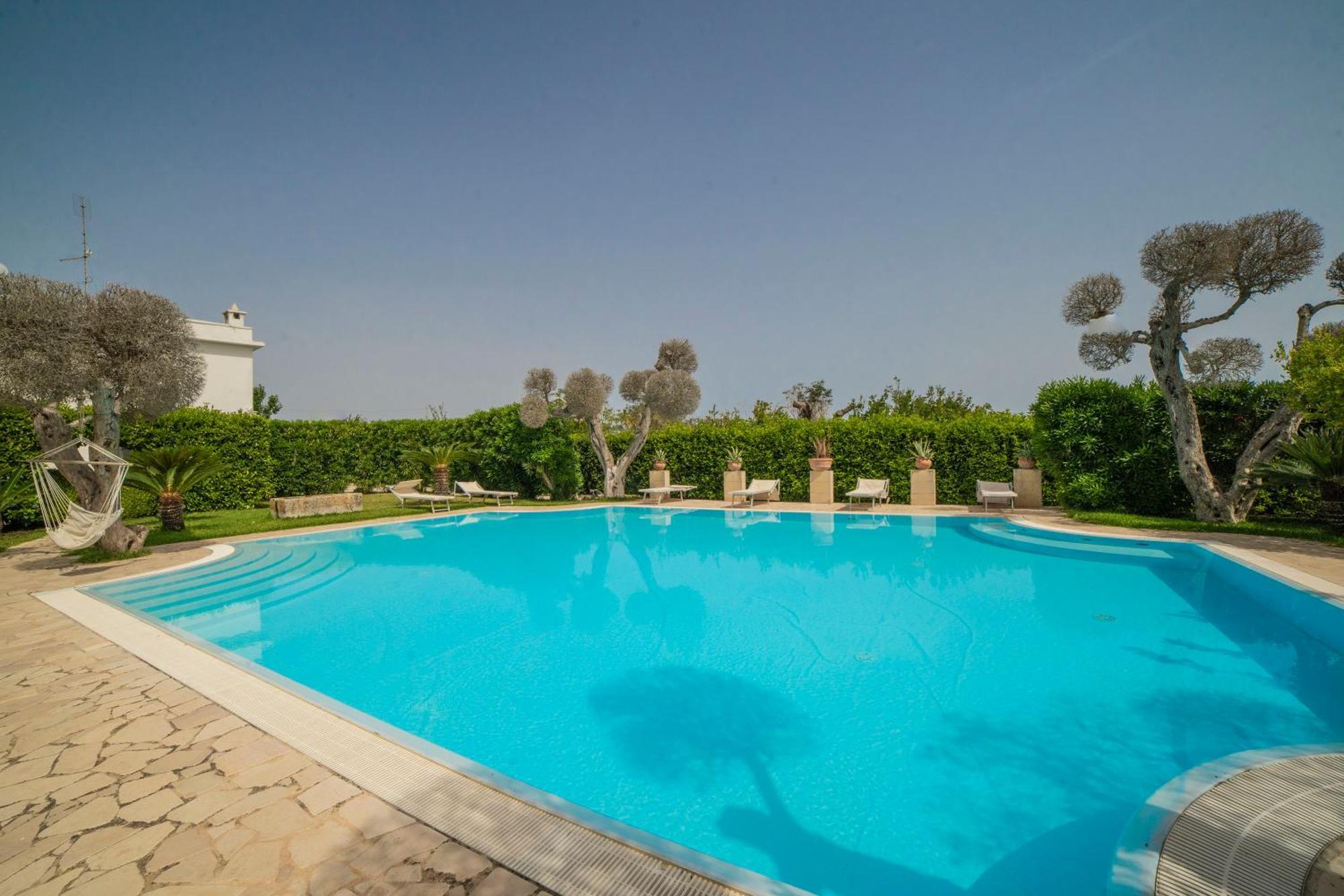 Villa Lisa Garden And Pool - Happy Rentals Melendugno Eksteriør billede